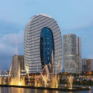Courtyard By Marriott מלון